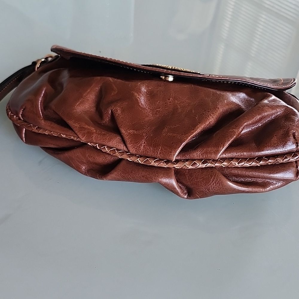 Tommy Bahama Colero Distressed Boho Chic Leather Clutch Wristlet Bag - Picture 6 of 13